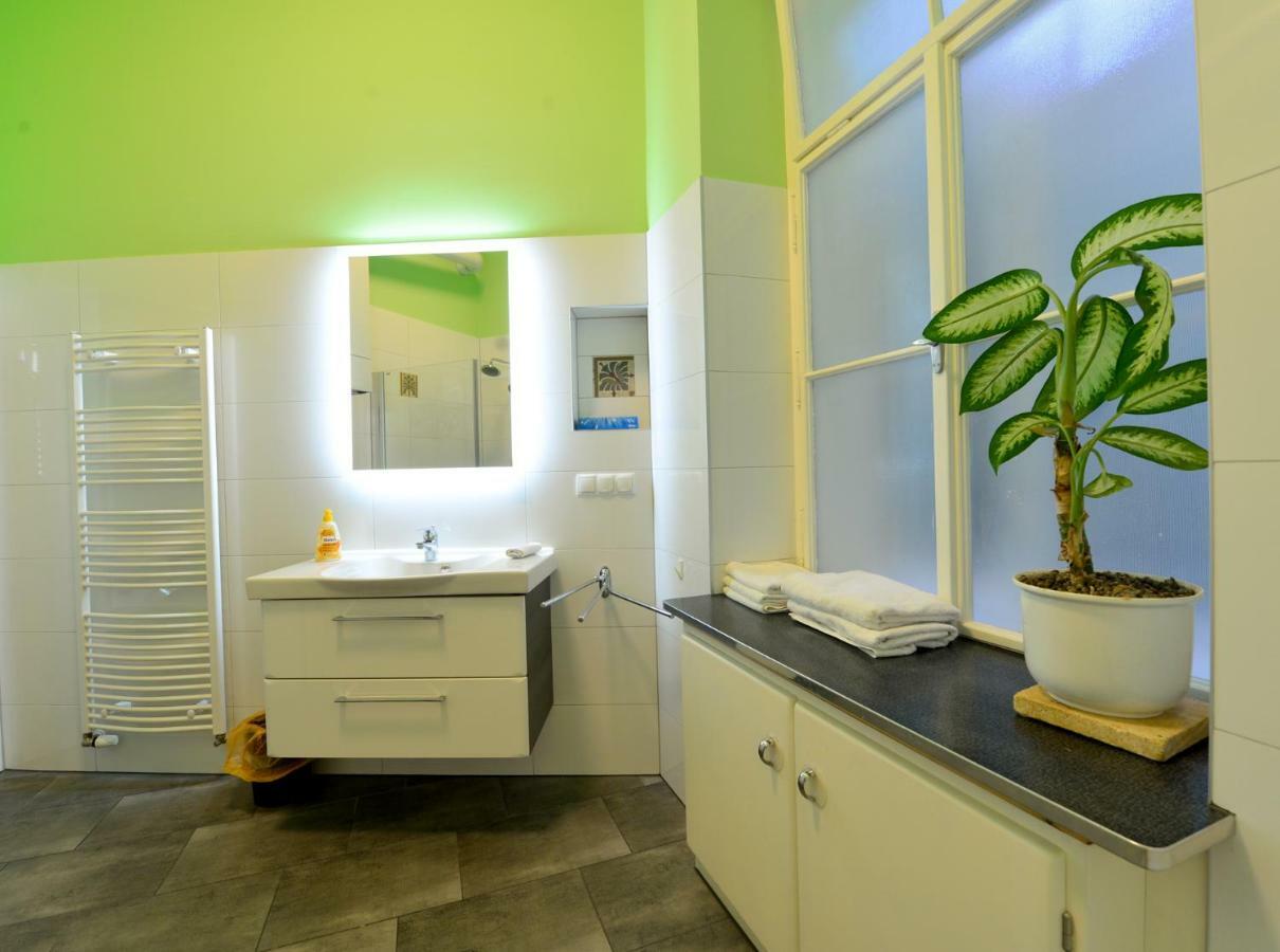 Stylish, Cosy & Central "Self-Check-In" Apartment Viena Exterior foto